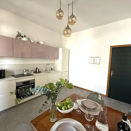 Будинок відпочинку Casa Yaya Terrace & Design - Centro Mare Пезаро