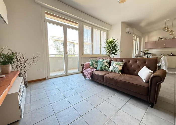 Casa Yaya Terrace & Design - Centro Mare *