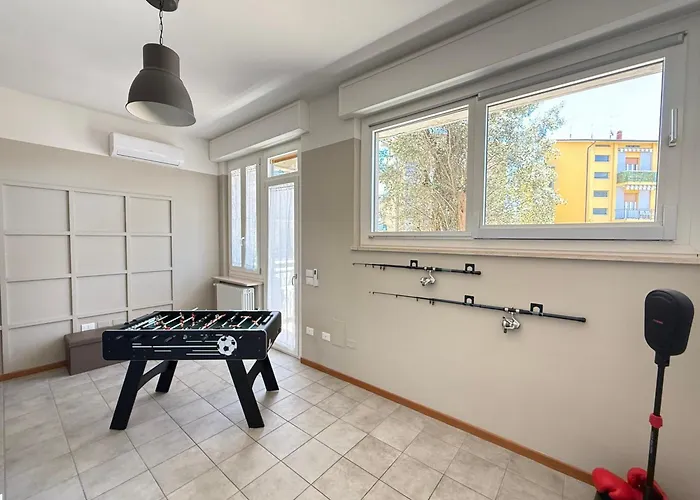 Casa Yaya Terrace & Design - Centro Mare Будинок відпочинку Пезаро